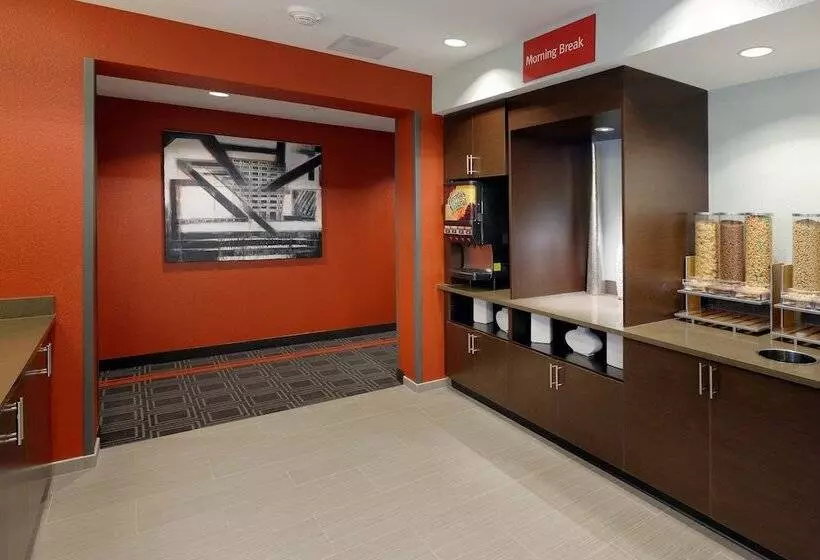Отель Towneplace Suites By Marriott Springfield