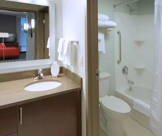 Отель Towneplace Suites By Marriott Springfield