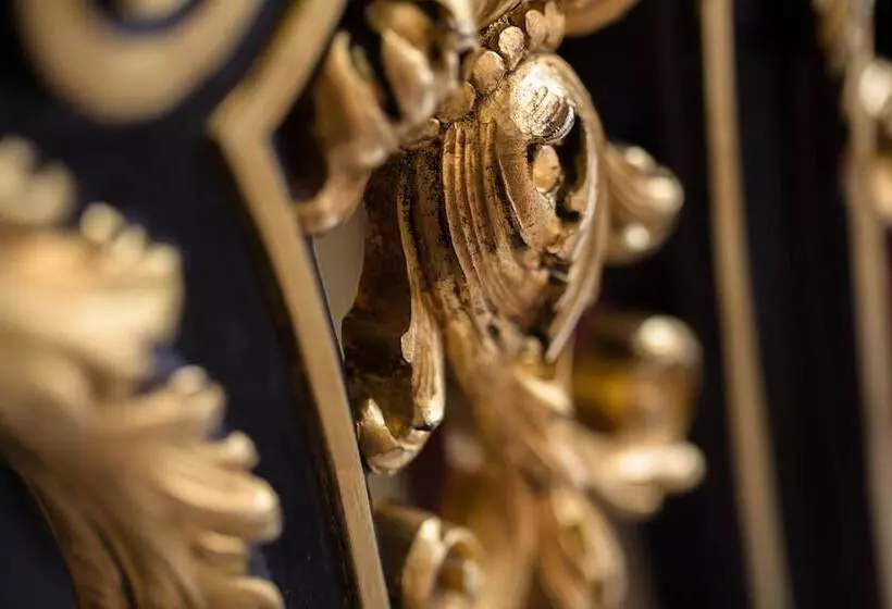 La Réserve Paris Hotel & Spa