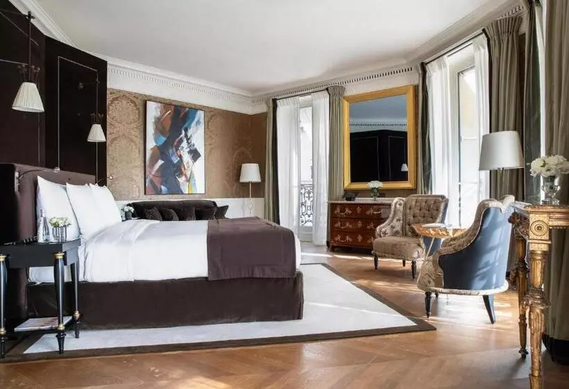 La Réserve Paris Hotel & Spa