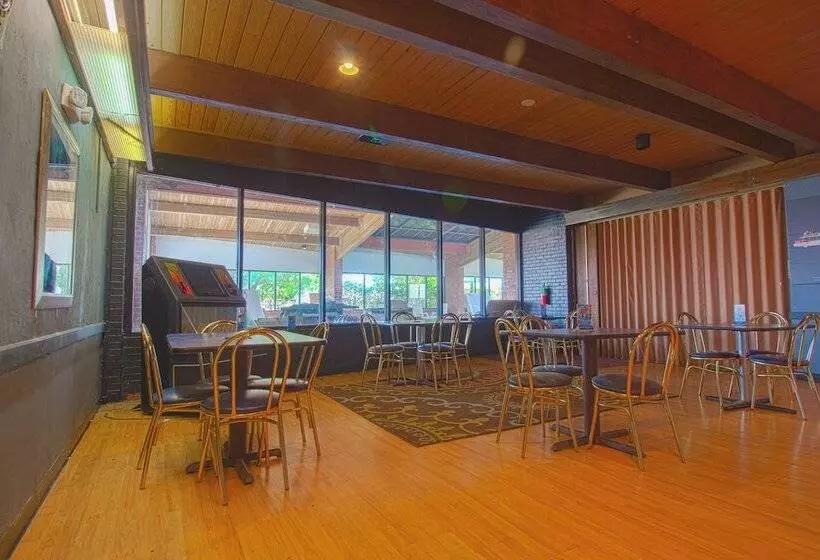 모텔 American Best Inn Perry