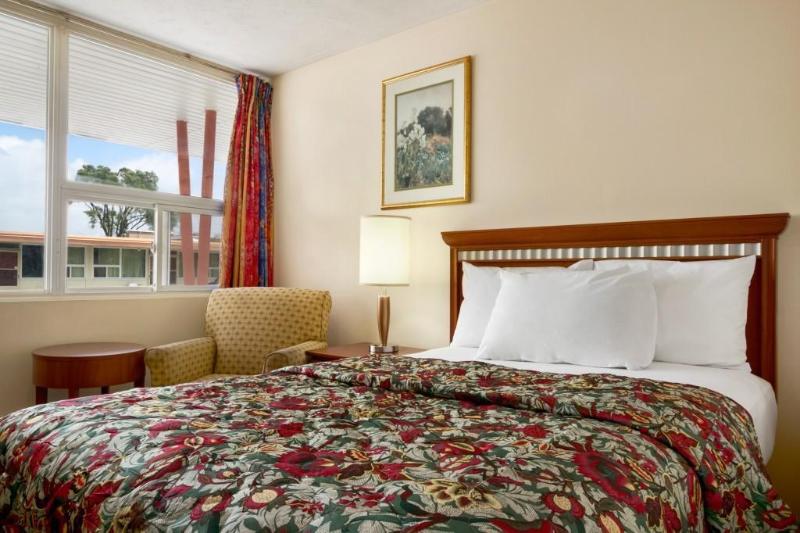 מוטל Knights Inn Burlington