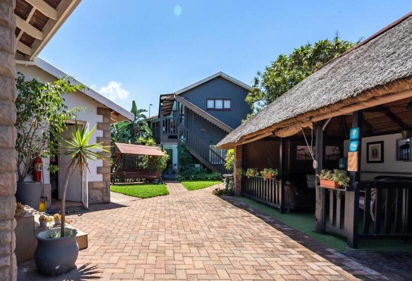 פנסיון Boma Lodge