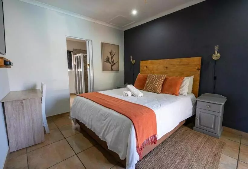 פנסיון Boma Lodge