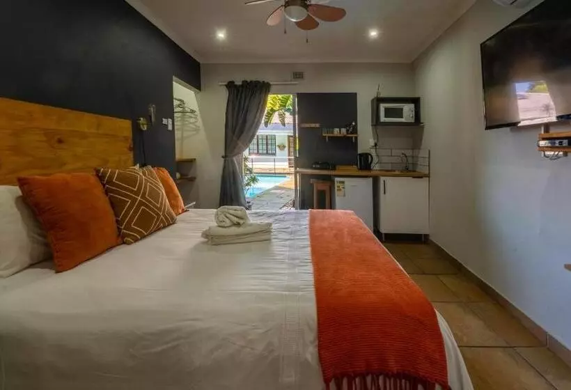 פנסיון Boma Lodge