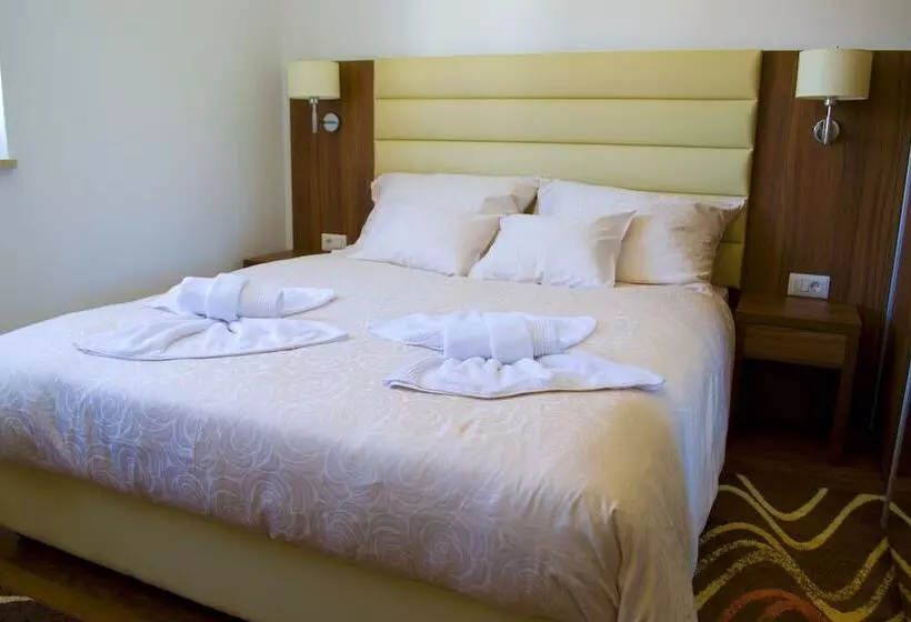 Pensão Residence Villa Karda