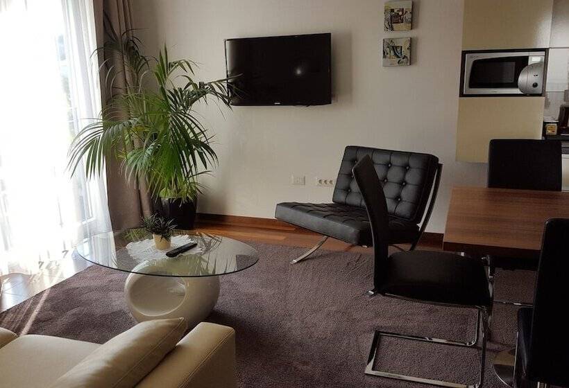 پانسیون Residence Villa Karda