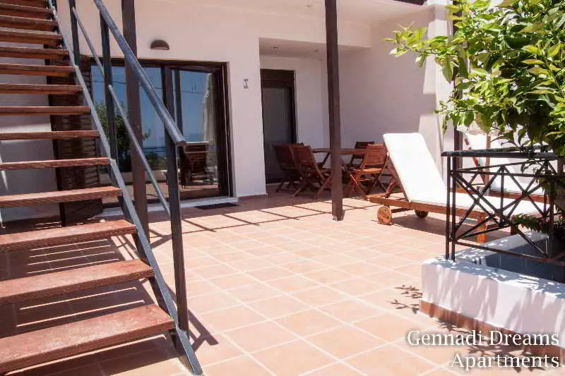 Southern Dreams Apartments