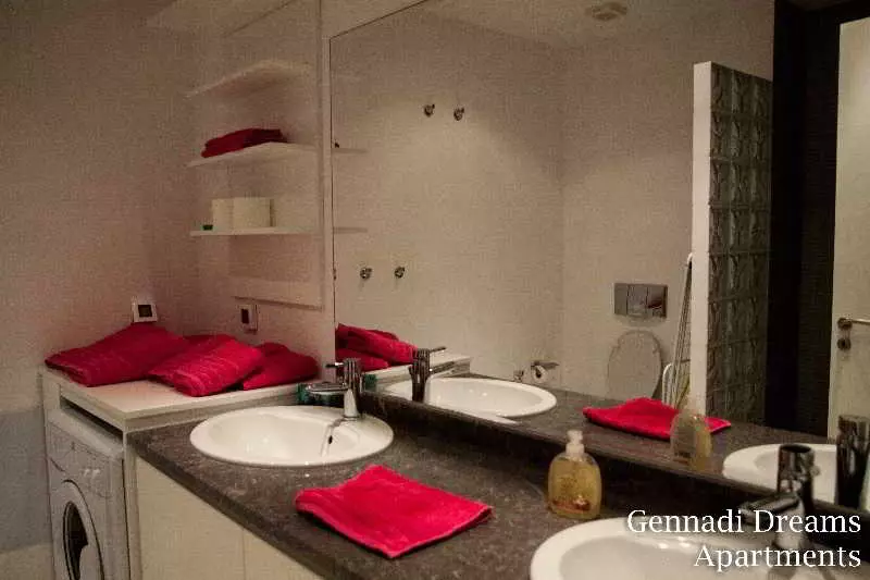 Southern Dreams Apartments