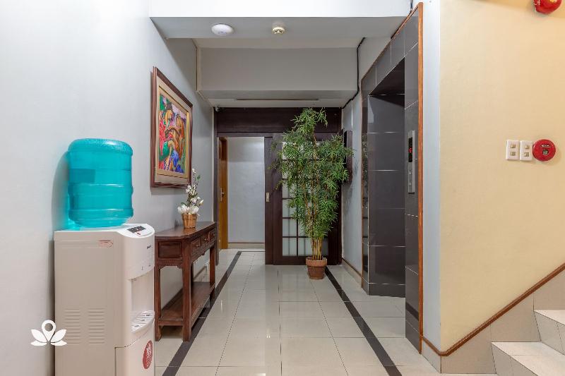 Hotell Alley 8 Makati