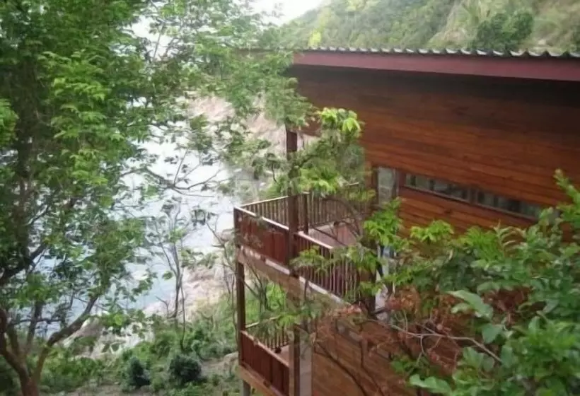 Amaresa Resort & Sky Bar   Experience Nature