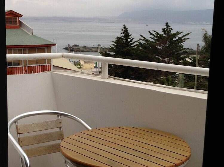 فندق Blanco Encalada