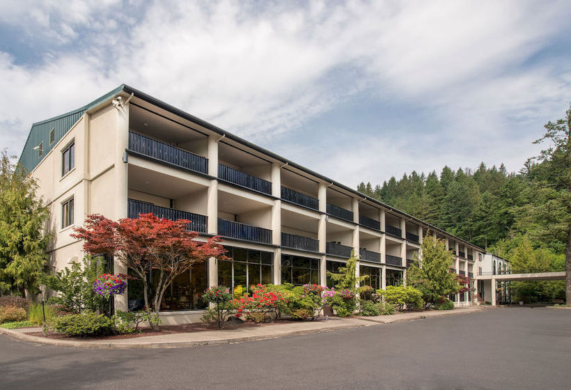 בית מלון כפרי Bonneville Hot Springs Resort