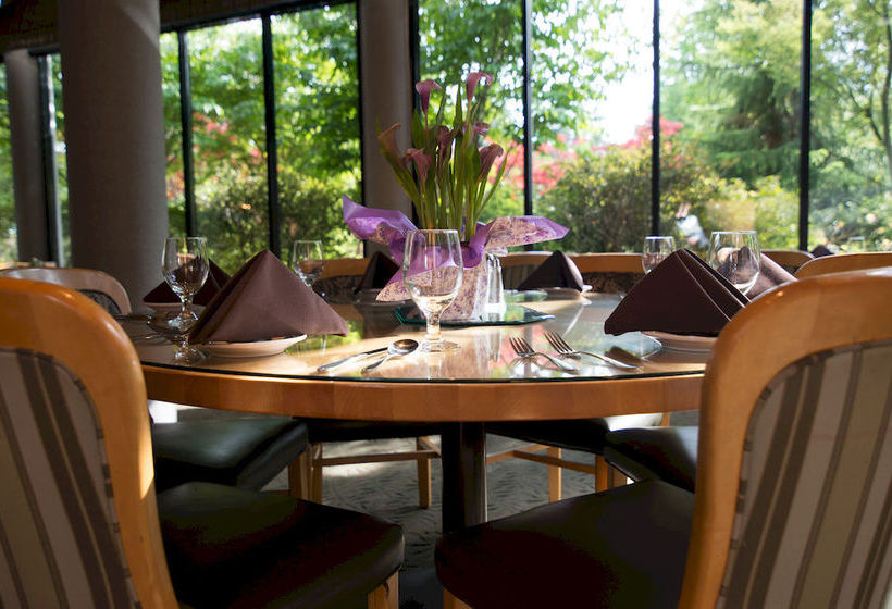 בית מלון כפרי Bonneville Hot Springs Resort