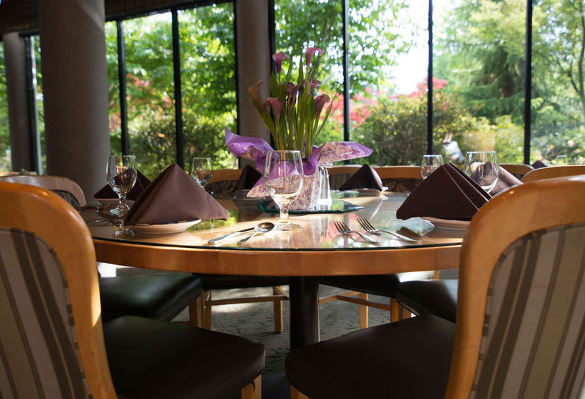 בית מלון כפרי Bonneville Hot Springs Resort