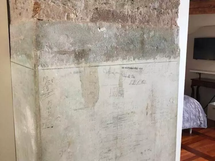 فندق Donna Lucia