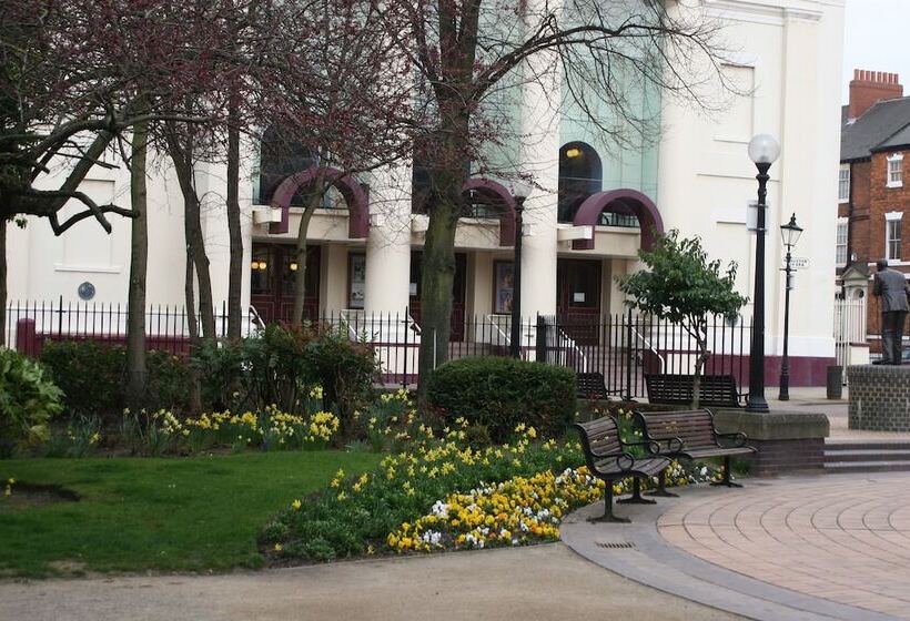 호텔 Kingston Theatre