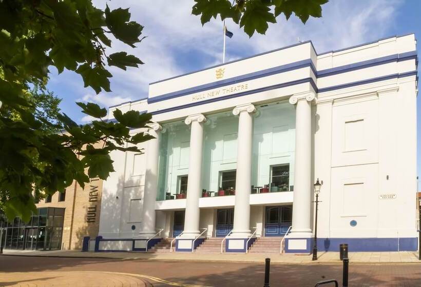 호텔 Kingston Theatre