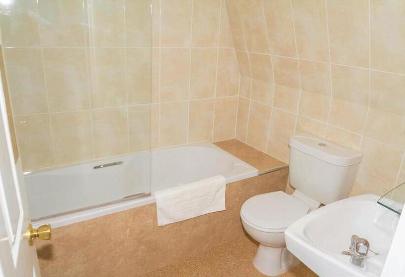 호텔 Kingston Theatre