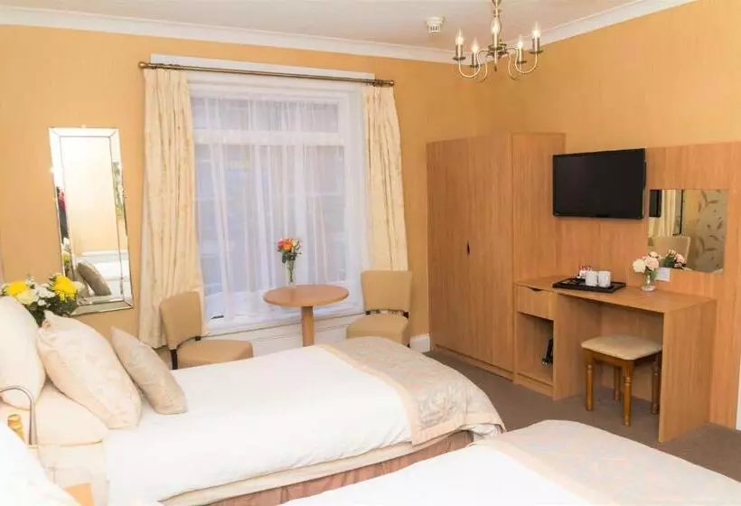 בית מלון כפרי Kingston Theatre