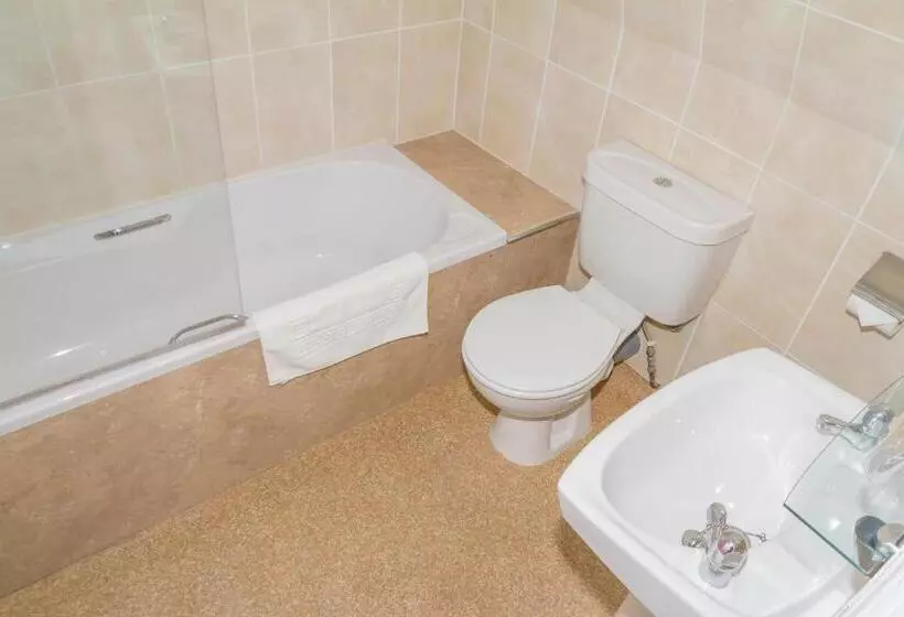 בית מלון כפרי Kingston Theatre