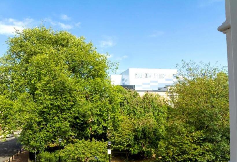 호텔 Kingston Theatre