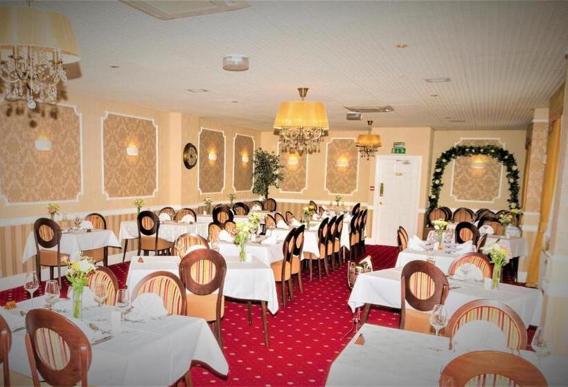 호텔 Kingston Theatre