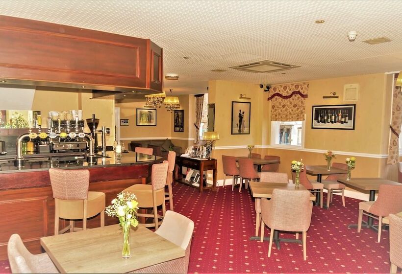 호텔 Kingston Theatre