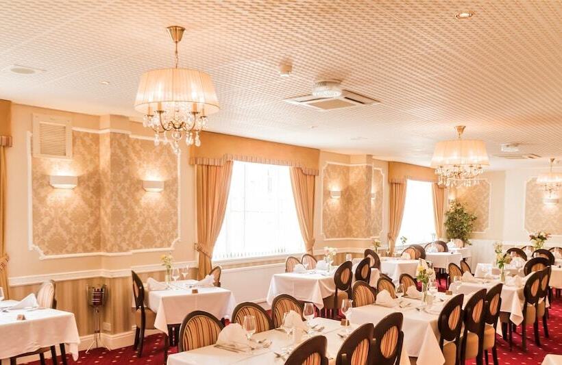 호텔 Kingston Theatre