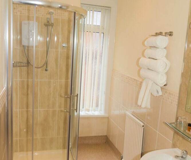 호텔 Kingston Theatre