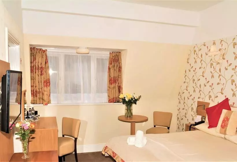 בית מלון כפרי Kingston Theatre