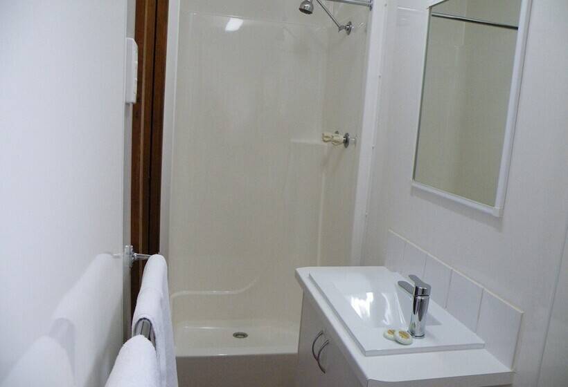 فندق Lake Hamilton Motor Village And Caravan Park