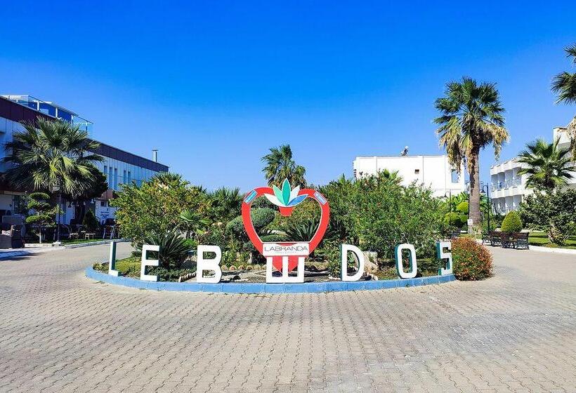 هتل Labranda Lebedos Princess - All Inclusive