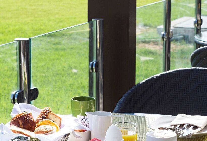 Park Inn By Radisson Hotel And Residence Duqm