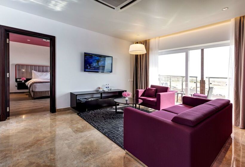 Park Inn By Radisson Hotel And Residence Duqm