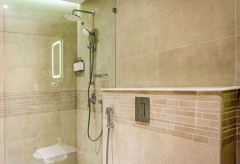 Park Inn By Radisson Hotel And Residence Duqm