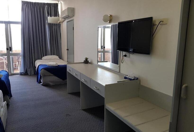 Hotel Seabreeze Beach