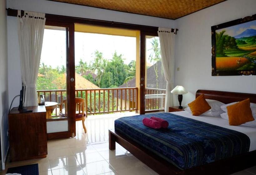Jati 3 Bungalows And Spa