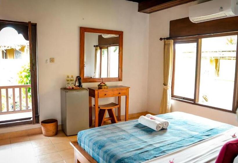 Jati 3 Bungalows And Spa