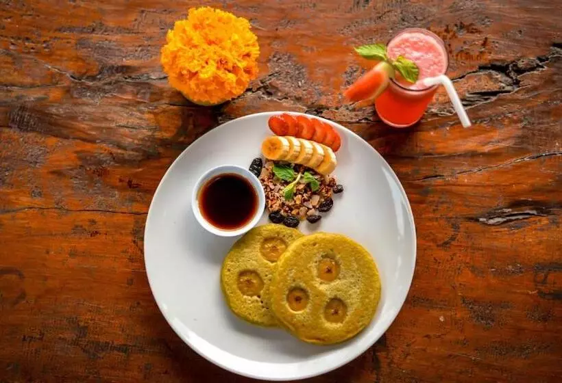 Jati 3 Bungalows And Spa