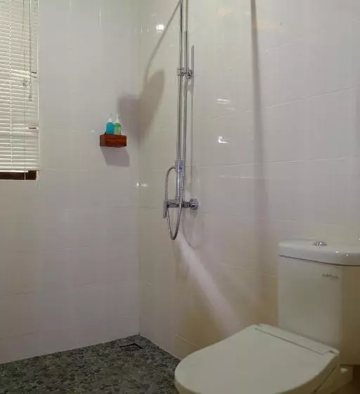 Jati 3 Bungalows And Spa