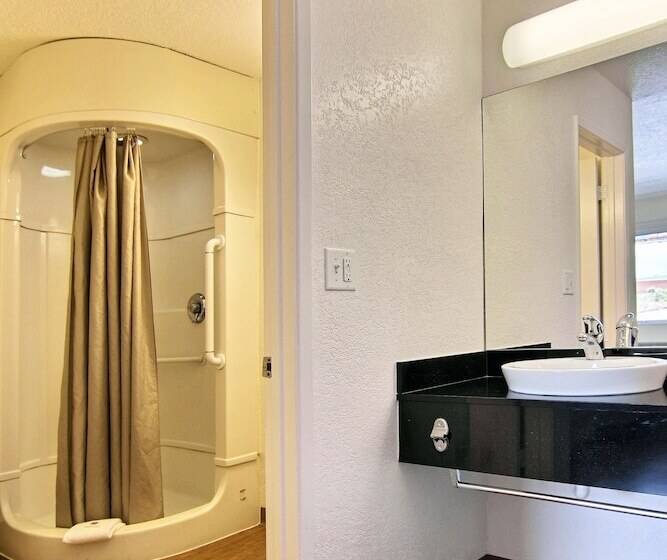 Motel 6 Albuquerque, Nm Midtown