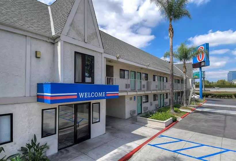 Motel 6 Anaheim Stadium - Orange