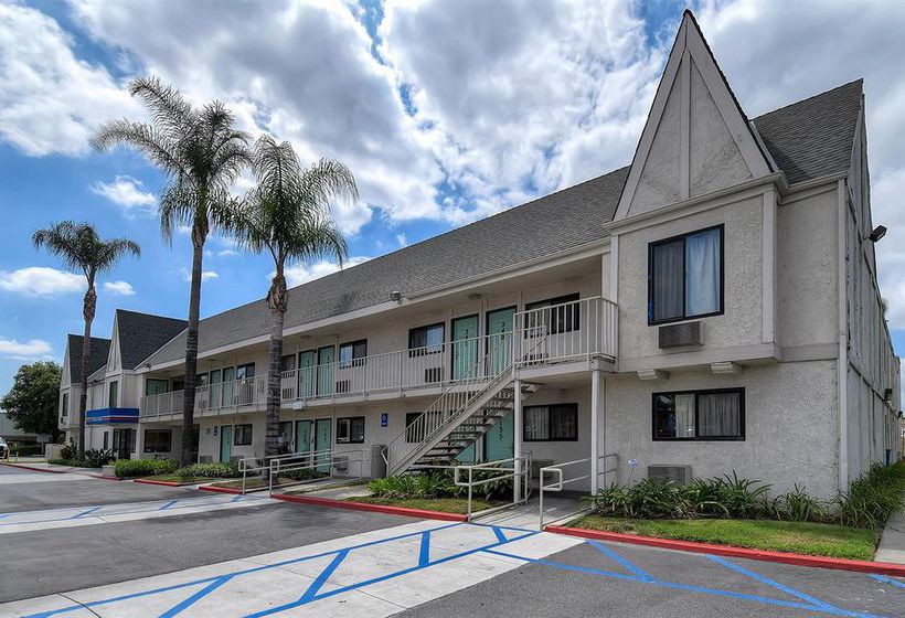 Motel 6 Anaheim Stadium - Orange