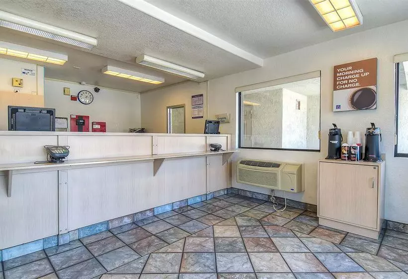 Motel 6 Anaheim Stadium - Orange