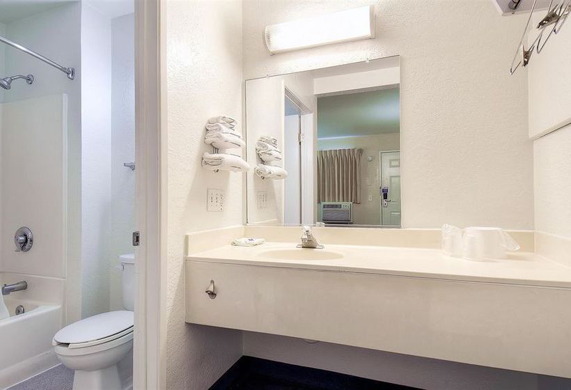 Motel 6 Anaheim Stadium - Orange