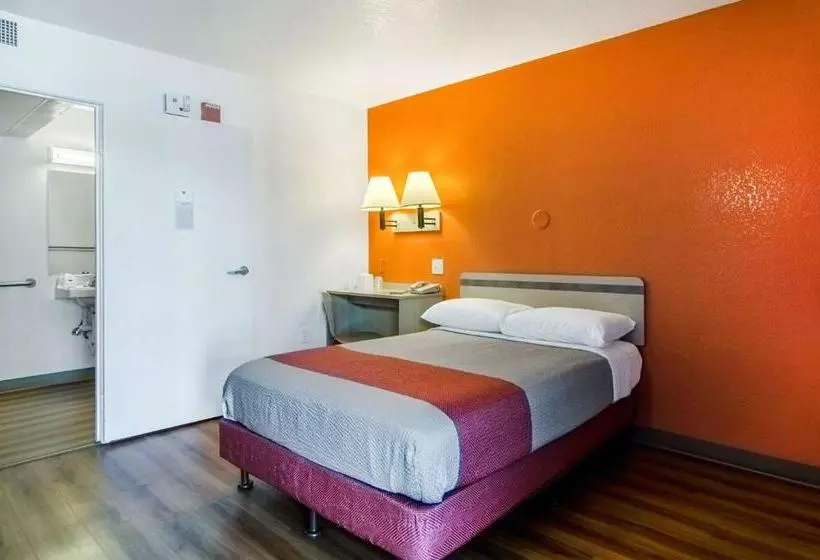 Motel 6 Centralia, Wa