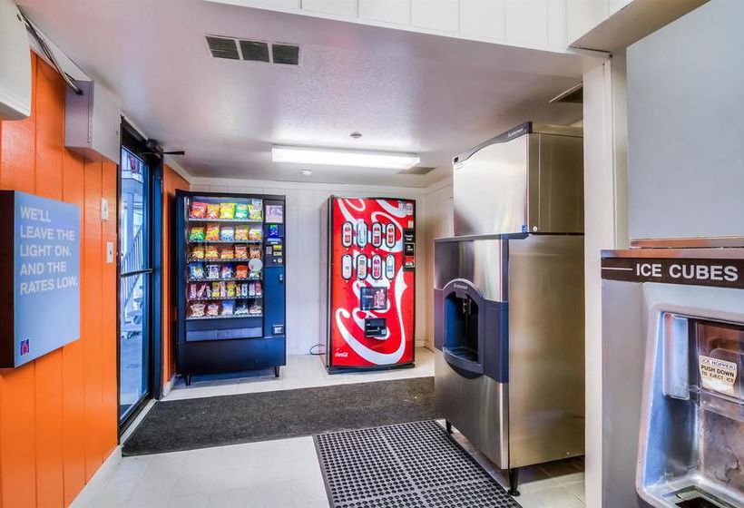 Motel 6 Chicago - Elk Grove