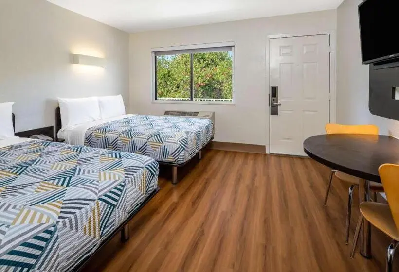 Motel 6 Santa Barbara, Ca   State Street