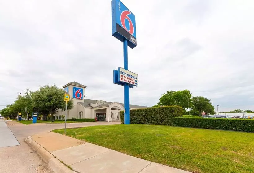 Motel 6dallas, Tx  Northeast